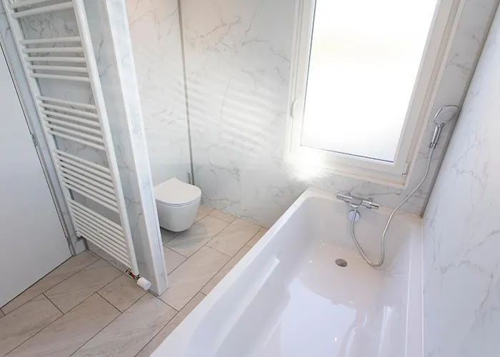 אכסניה Manava Vue Et Mont Michel Piscine Interieure