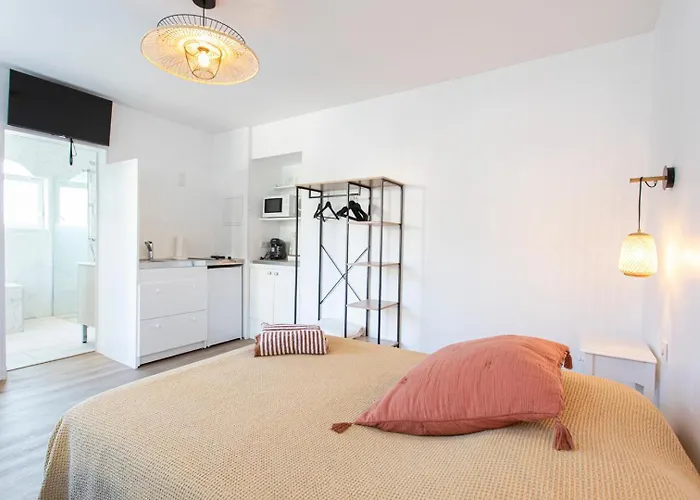 Manava Vue Et Mont Michel Piscine Interieure *